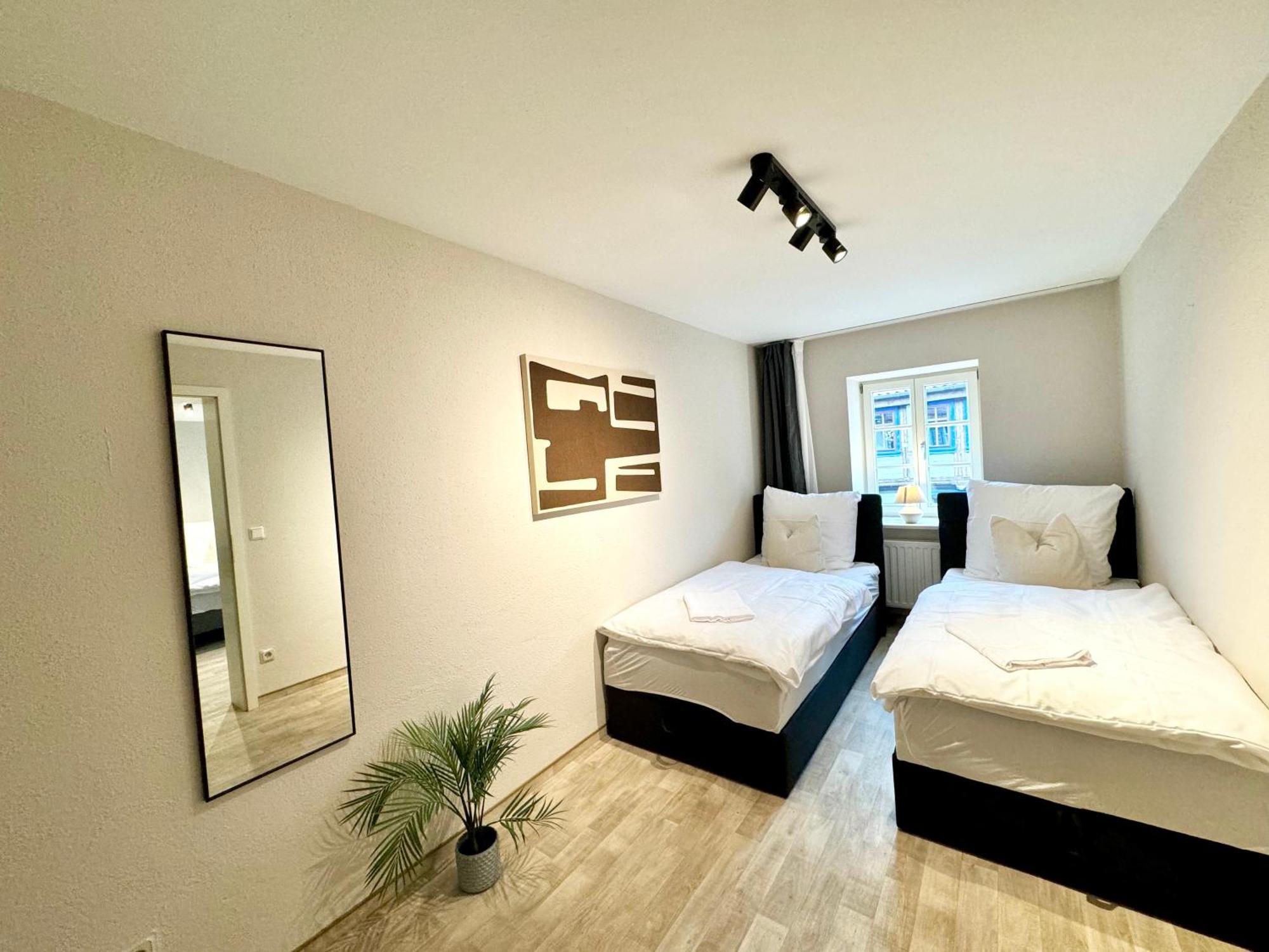 Gina Stay - Apartmenthaus Im Zentrum Von קדלינבורג מראה חיצוני תמונה