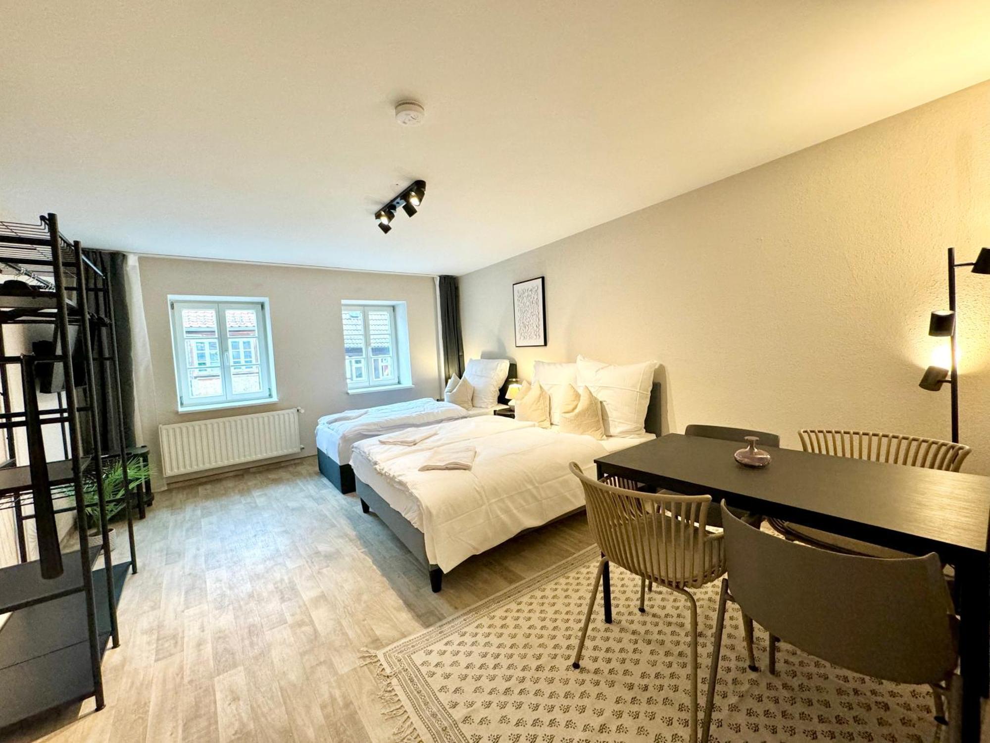 Gina Stay - Apartmenthaus Im Zentrum Von קדלינבורג מראה חיצוני תמונה